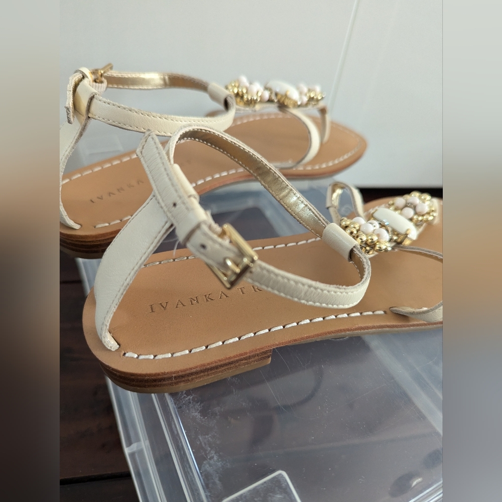 Ivanka Trump Sandals - Picture 5 of 13